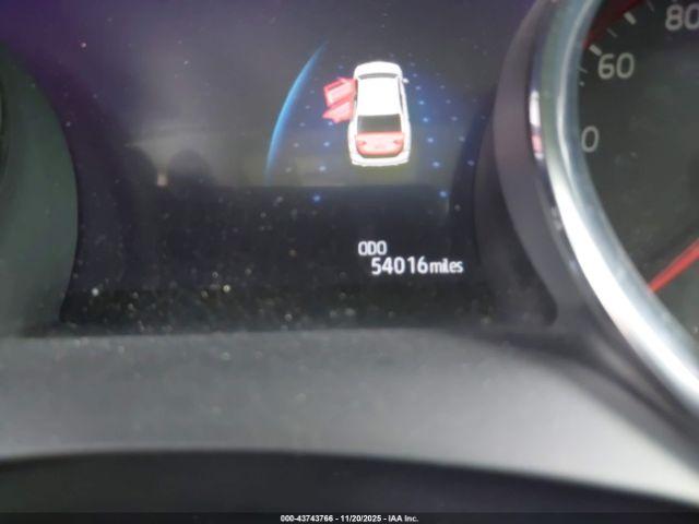 Toyota Camry Xse Image 9