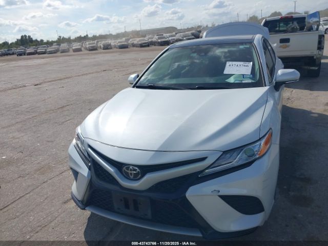 Toyota Camry Xse Image 3