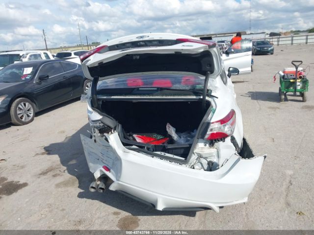 Toyota Camry Xse Image 6