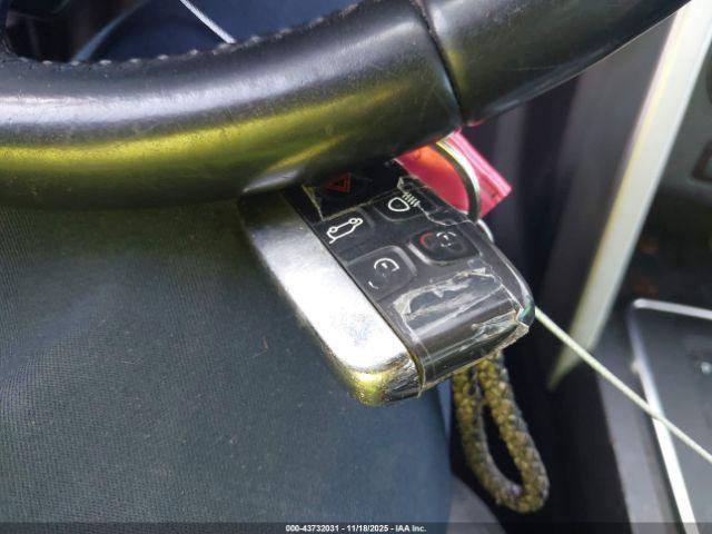 Land Rover Discovery Hse Image 11