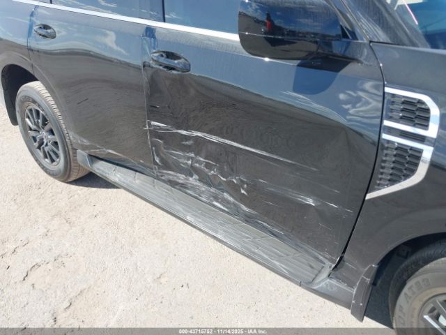 Nissan Armada Sv 2wd Image 6