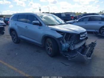  Salvage Toyota Highlander
