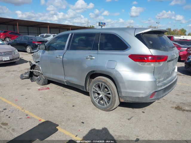 Toyota Highlander Le Image 5