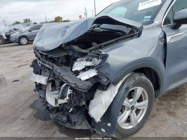 Kia Sorento Lx Image 9