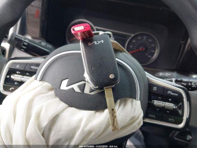 Kia Sorento Lx Image 14