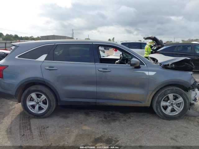 Kia Sorento Lx Image 16