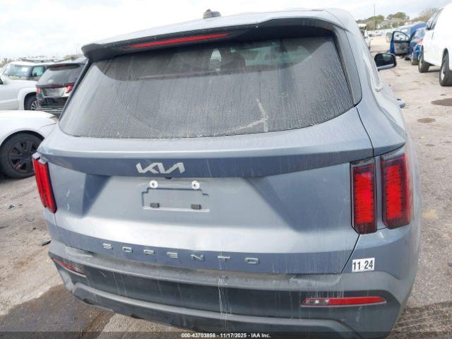 Kia Sorento Lx Image 11