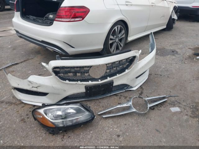 Mercedes-Benz E-Class Image 11