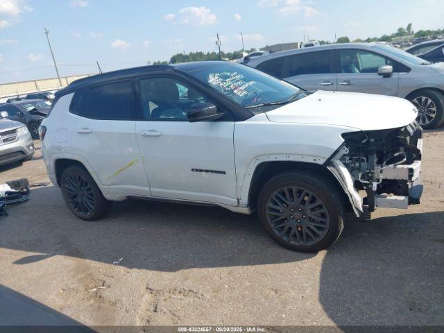 Jeep Compass Limited 4x4 Image 7