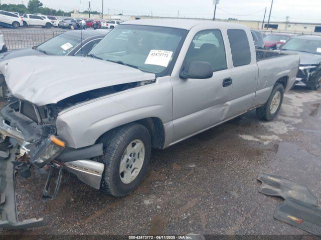 Chevrolet Silverado 1500 Ls Image 6