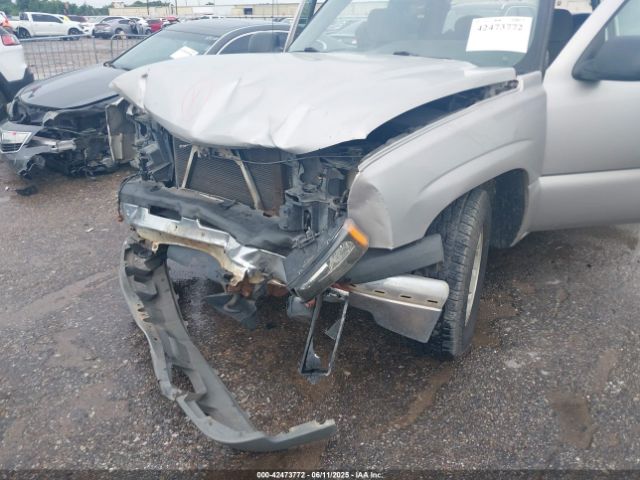 Chevrolet Silverado 1500 Ls Image 2