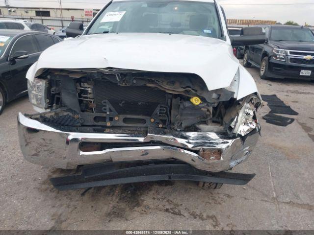 Ram 2500 Tradesman Image 9