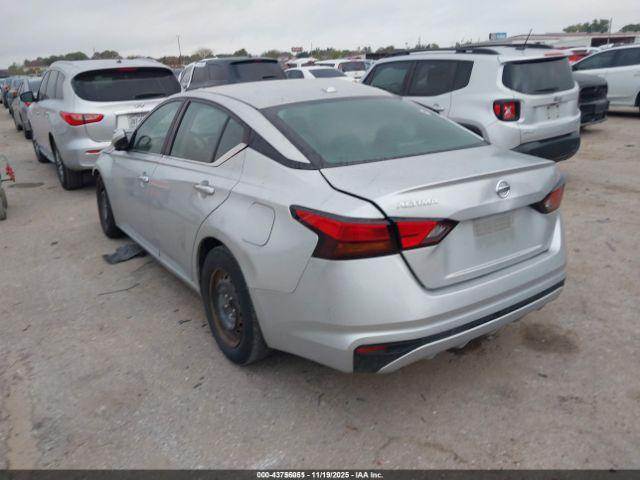 Nissan Altima S Fwd Image 4