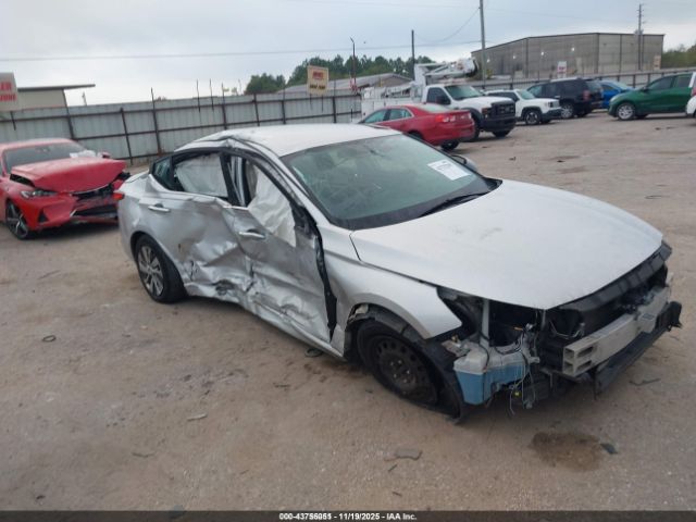 Nissan Altima S Fwd Image 7