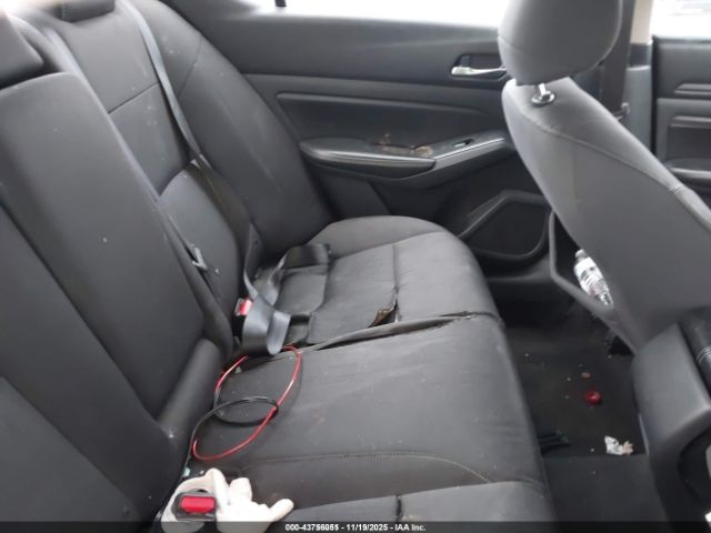 Nissan Altima S Fwd Image 8