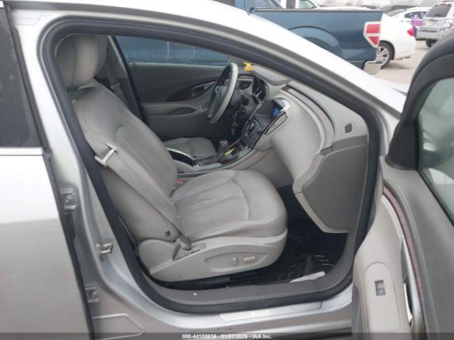 Buick LaCrosse Cxl Image 3