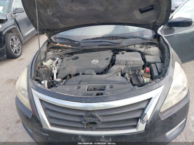 Nissan Altima 2.5 Sv Image 3