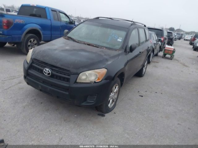 Toyota RAV4 Image 9