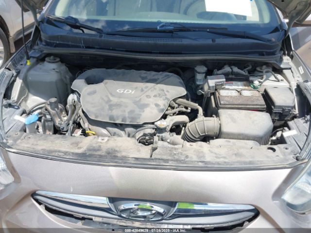 Hyundai ACCENT Gls Image 10