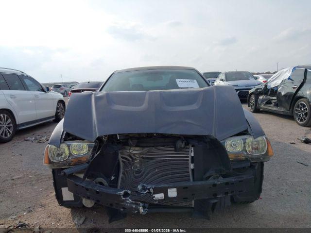 Dodge Charger Se Image 5
