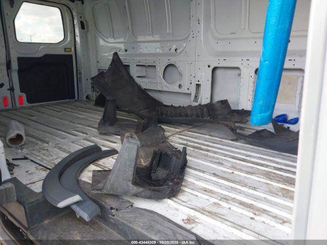 Ford Transit Image 9