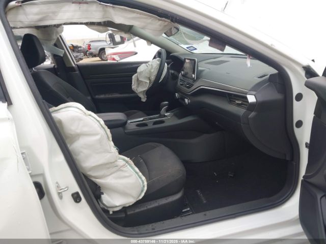 Nissan Altima Sv Fwd Image 8