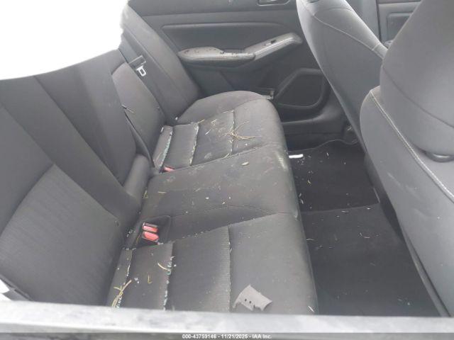 Nissan Altima Sv Fwd Image 5