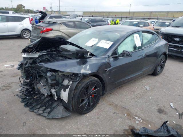 Tesla Model 3 Performance Image 2