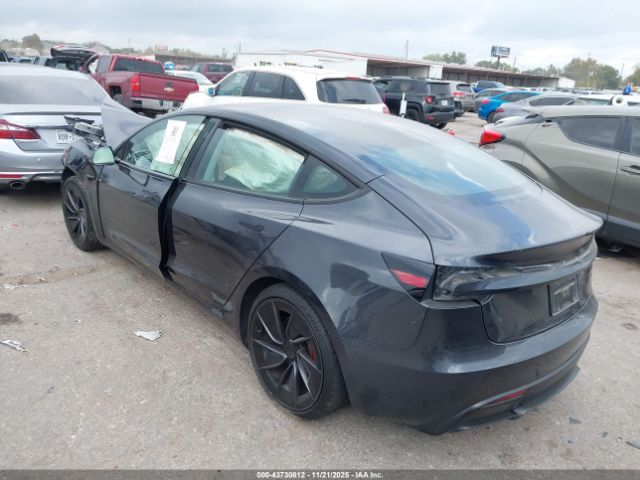 Tesla Model 3 Performance Image 11
