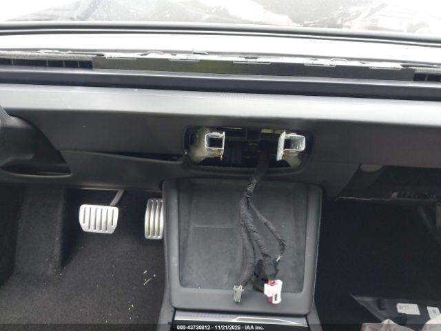 Tesla Model 3 Performance Image 12