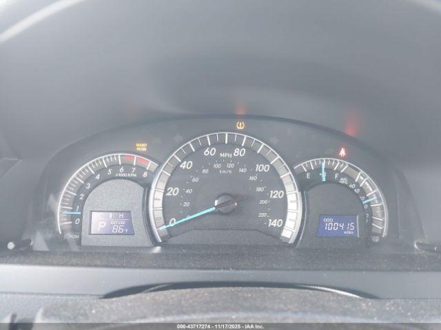 Toyota Camry Se Sport Image 5