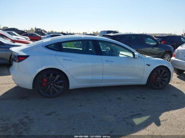 Tesla Model 3 Performance Dual Motor All-wheel Drive Image 9