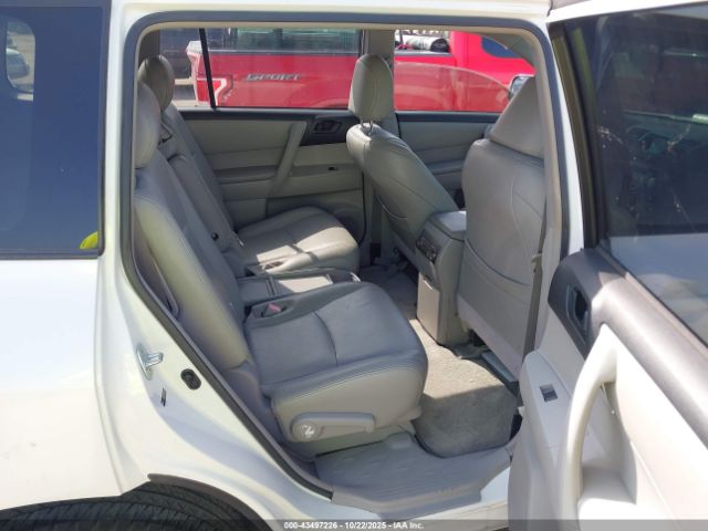 Toyota Highlander Image 9