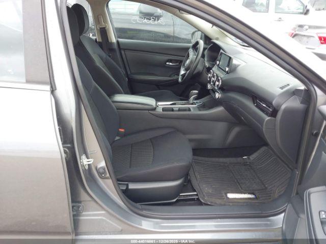Nissan Sentra S Xtronic Cvt Image 13