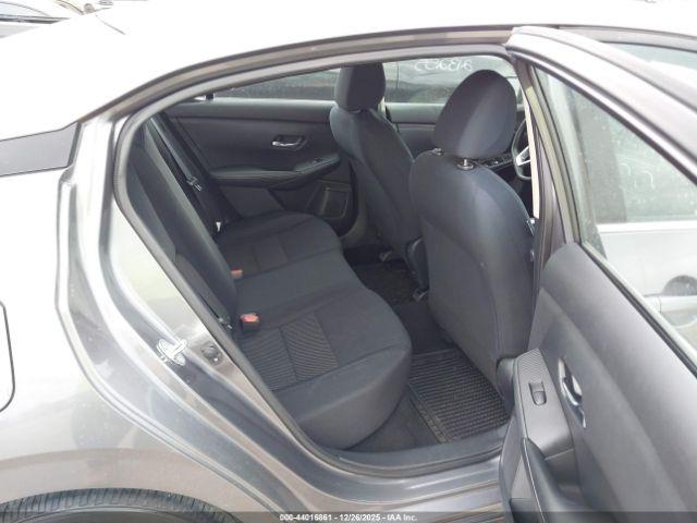Nissan Sentra S Xtronic Cvt Image 16