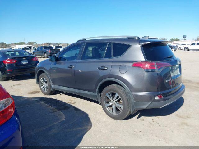 Toyota RAV4 Xle Image 3