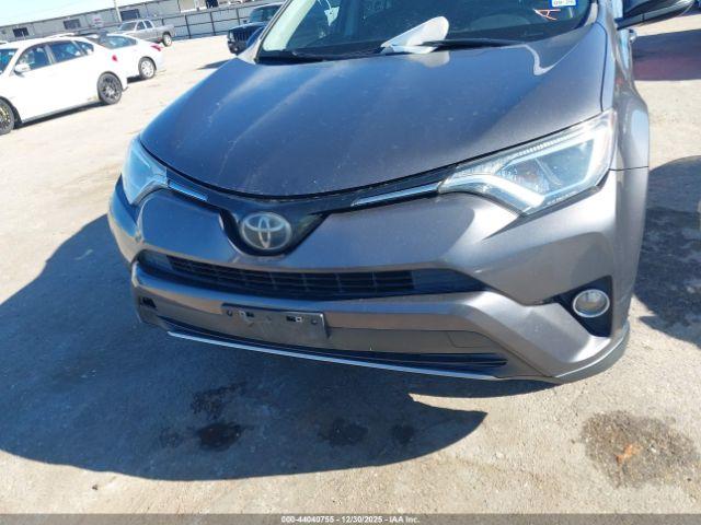 Toyota RAV4 Xle Image 9