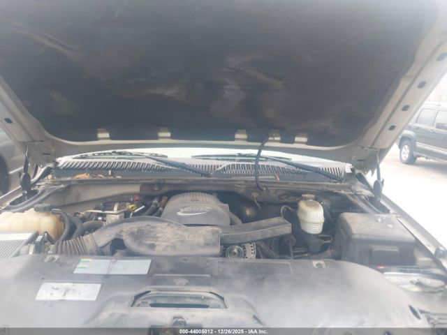 Chevrolet Suburban 1500 Lt Image 4