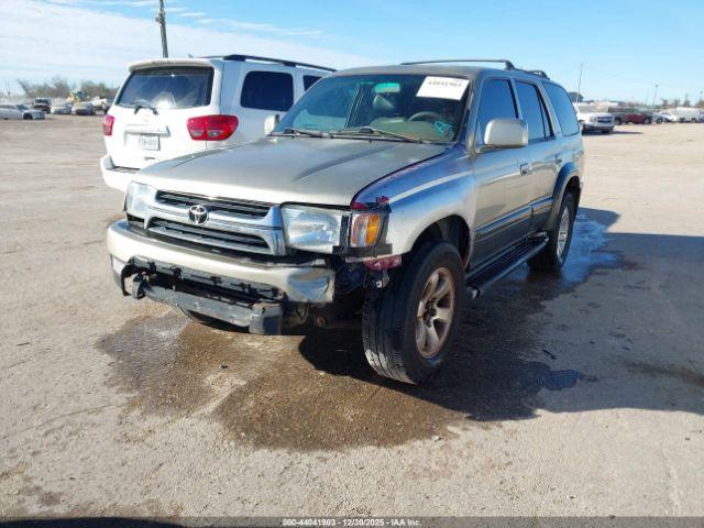 Toyota 4Runner Limited V6 Image 5