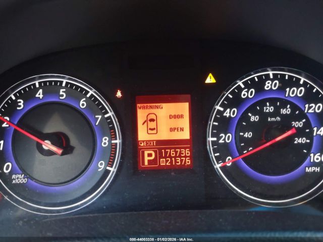 INFINITI G37 Journey Image 5