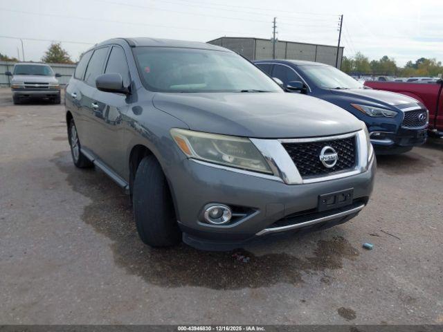  Salvage Nissan Pathfinder
