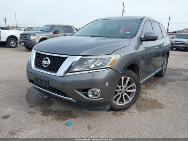 Nissan Pathfinder S Image 9