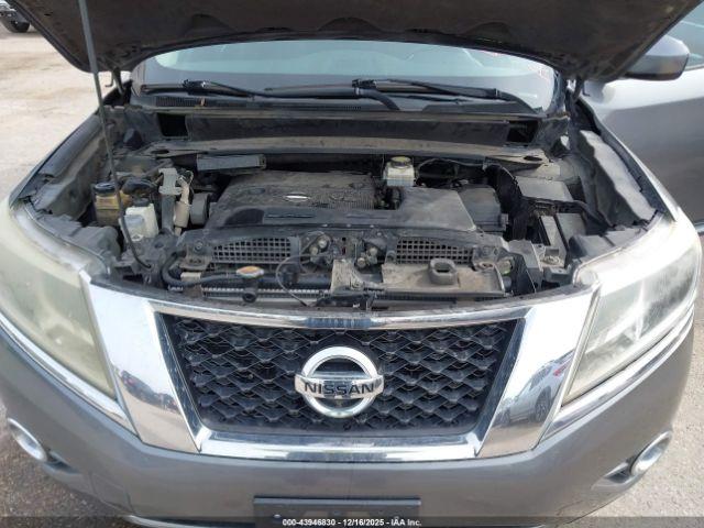 Nissan Pathfinder S Image 12