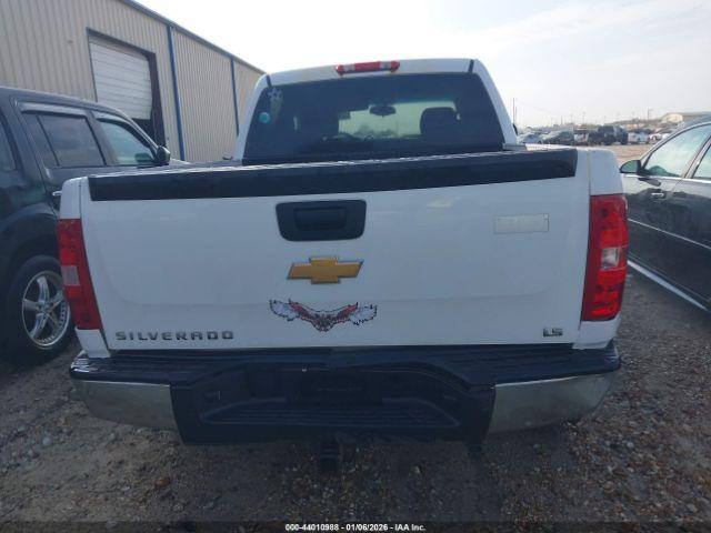 Chevrolet Silverado 1500 Ls Image 14