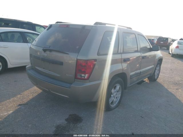 Jeep Grand Cherokee Laredo Image 8