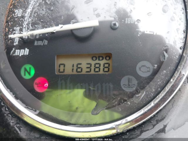 Honda Vt750 C2b Image 6