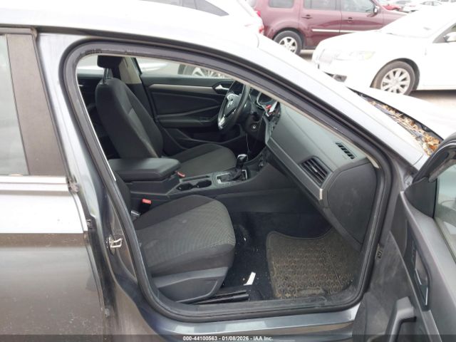 Volkswagen Jetta Image 14