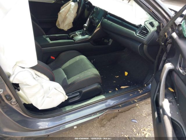 Honda Civic Si Image 3