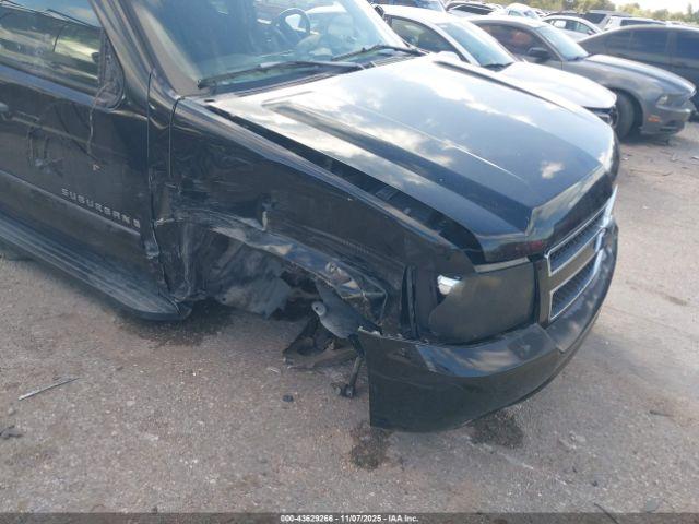 Chevrolet Suburban 1500 Ls Image 7