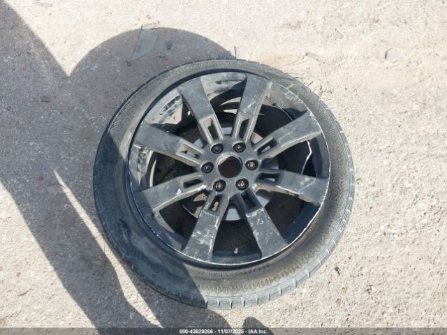 Chevrolet Suburban 1500 Ls Image 9